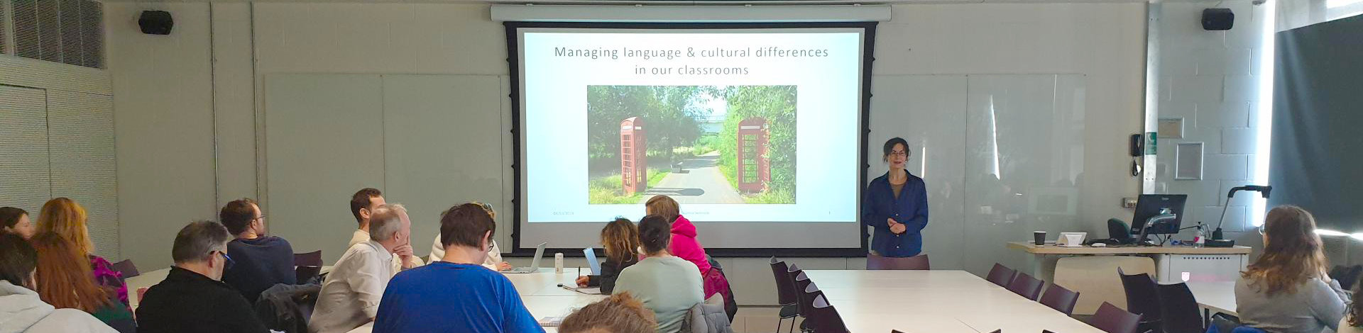 Photo of Daphna Skotnicki delivering a session